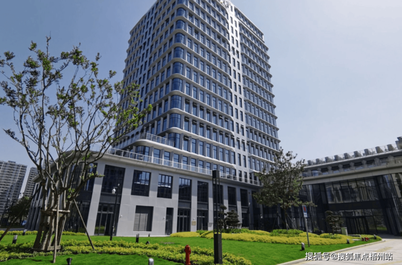 物业行业的最新动态:物业管理服务的发展与挑战